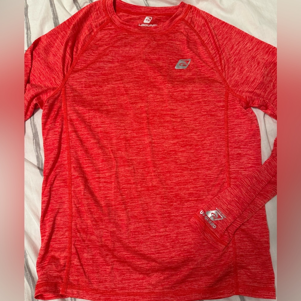 Like new. Laguna Rash guard - Men’s size S